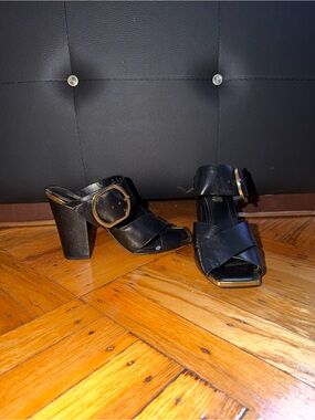 DKNY Black Leather High Heel Slide Sandals with Buckle